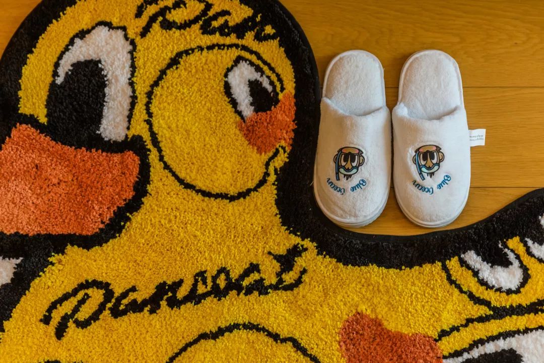 快看！我在小黄鸭帐篷里看到了星空