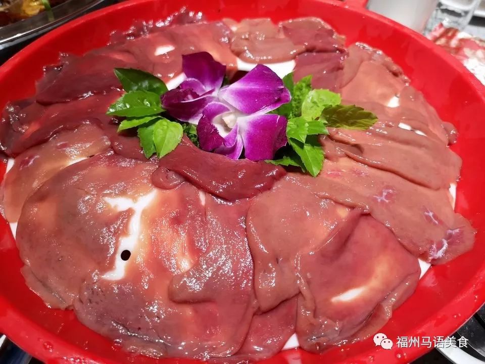 这家火锅锅底绝了既能涮肉又能喝,这家火锅真的秒杀其他地方的火锅