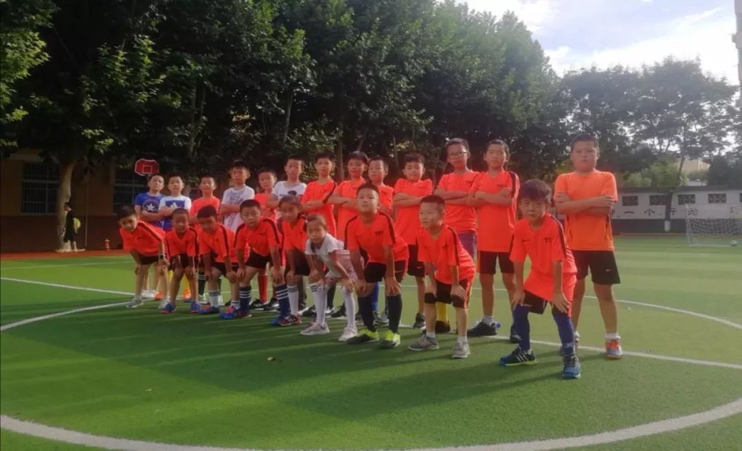 蓝田足协青芒足球俱乐部,少年梦足球梦