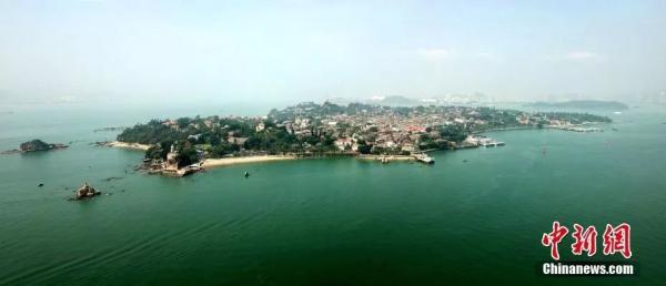 25年两次环游中国，这名老外却说，我越来越不了解中国……小新推荐