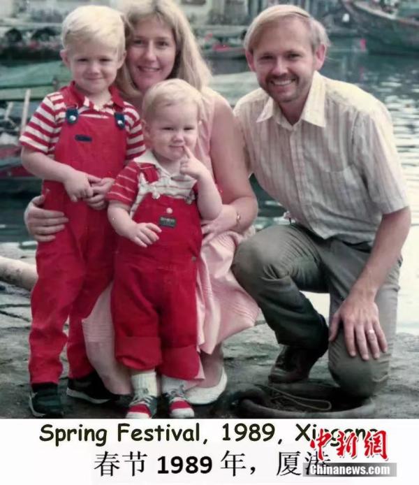 25年两次环游中国，这名老外却说，我越来越不了解中国……小新推荐