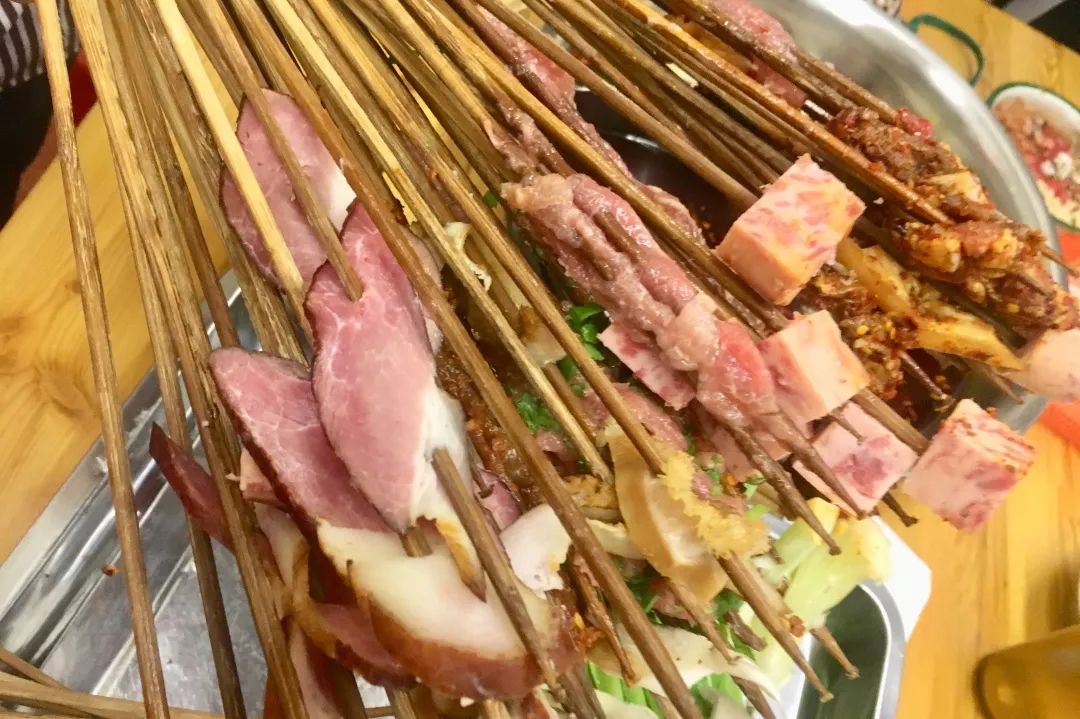 姝ｅ崡榻愬寳鐏攨涓蹭覆鍥㈣喘,姝ｅ崡榻愬寳鐏攨涓蹭覆