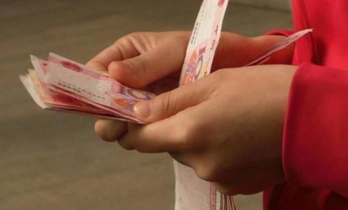 外卖小哥7个月深夜跑单,外卖小哥跑了2小时才挣4元