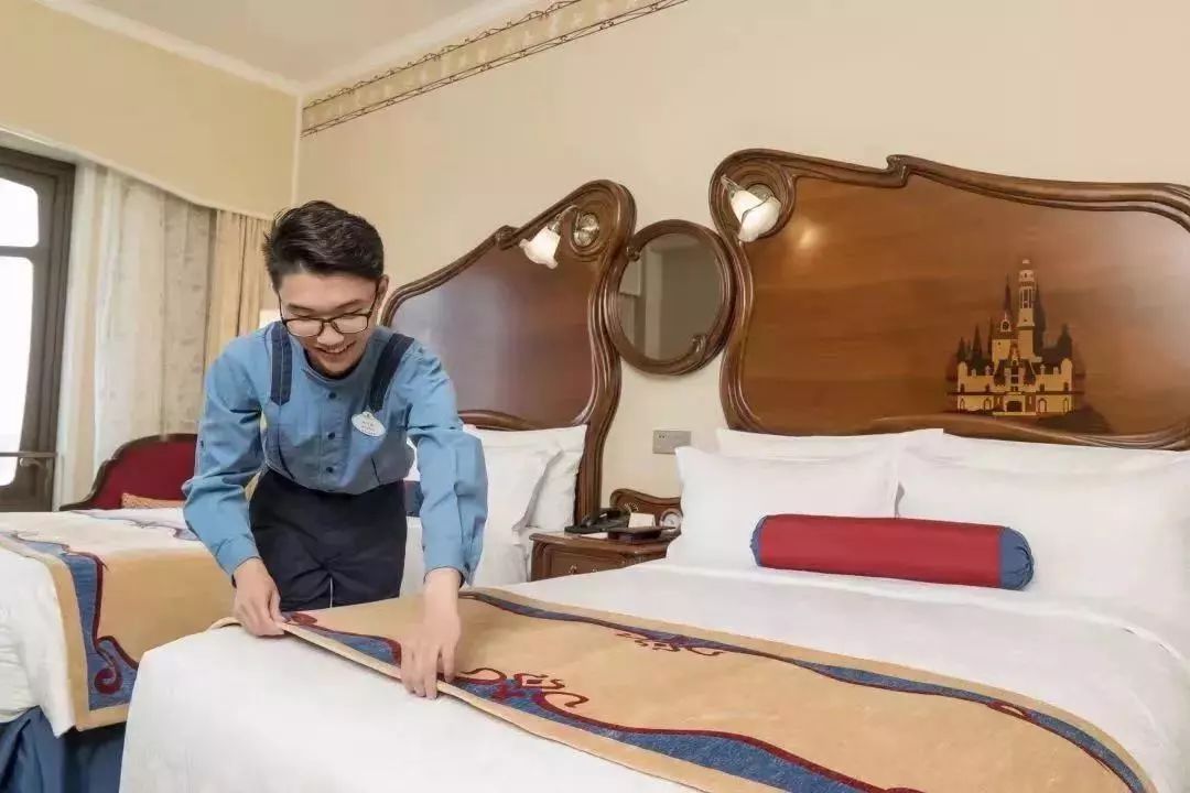 上海迪士尼小镇招聘,迪士尼度假区工作招聘怎么办