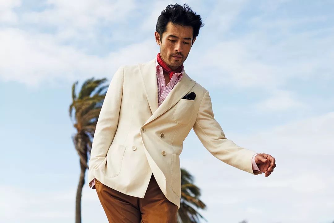 男人穿什么显得有钱,穿浅色裤子的男人性格