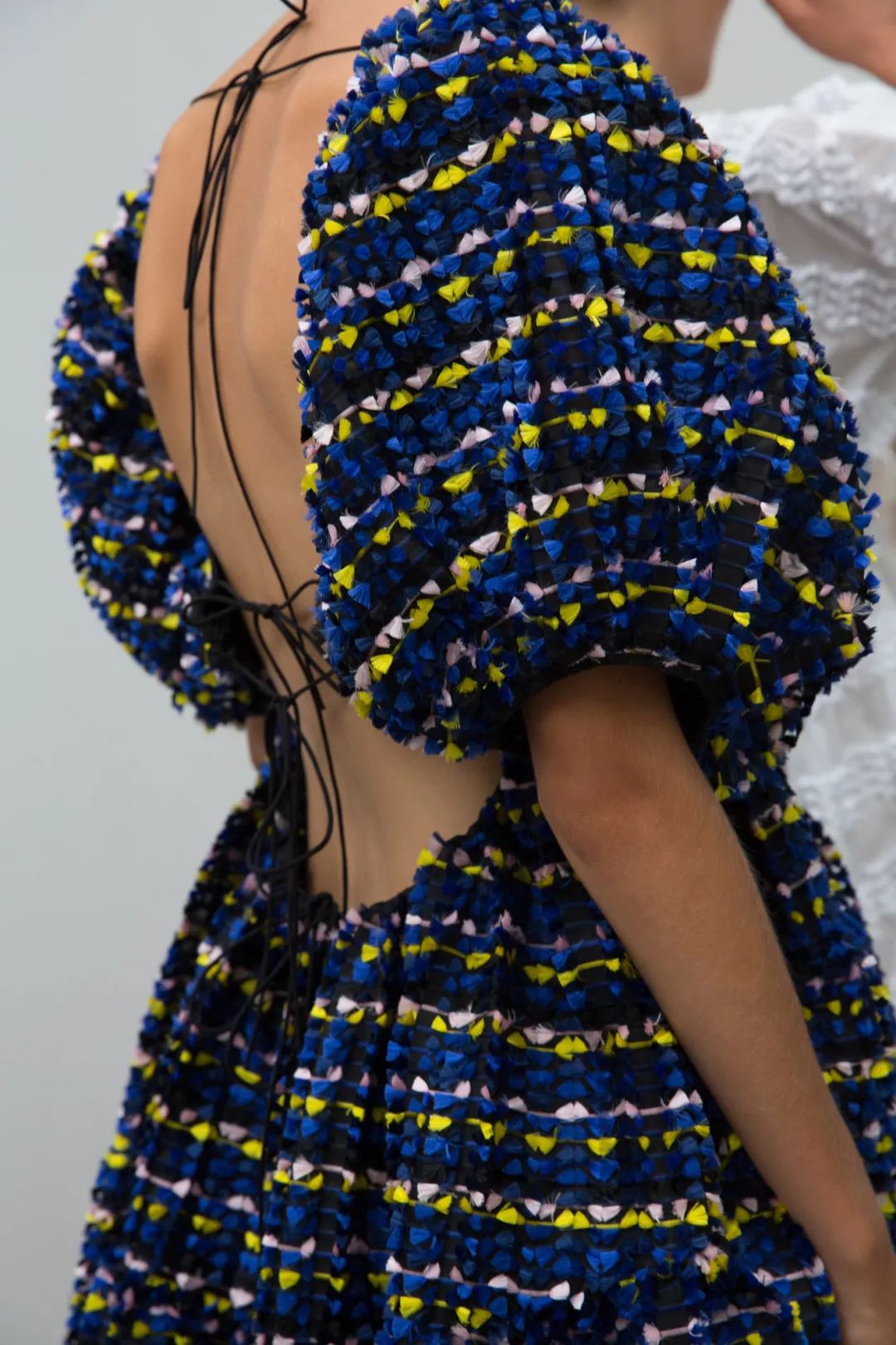 秋冬黑红裙子大码胖mm显瘦遮肉,今年最火的裙子显瘦遮肉