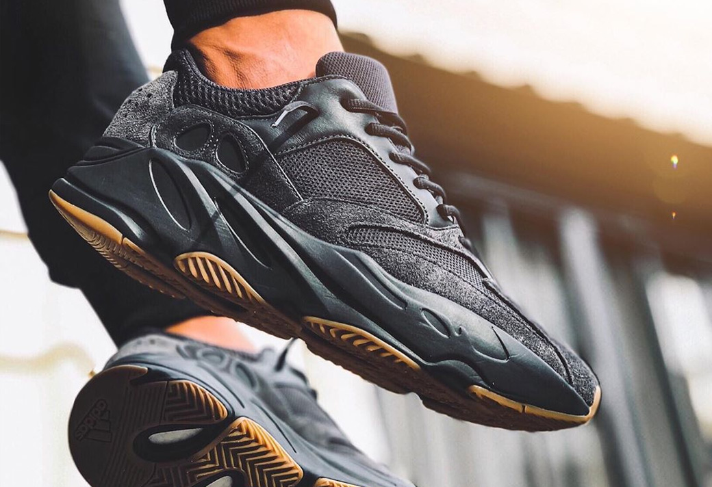 yeezyboost700经典鞋,yeezyboost700黑武士