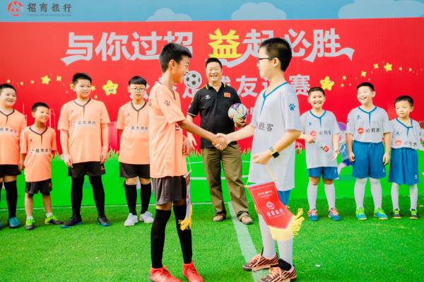 与你交手的强者无一幸免,与你过招其乐无穷