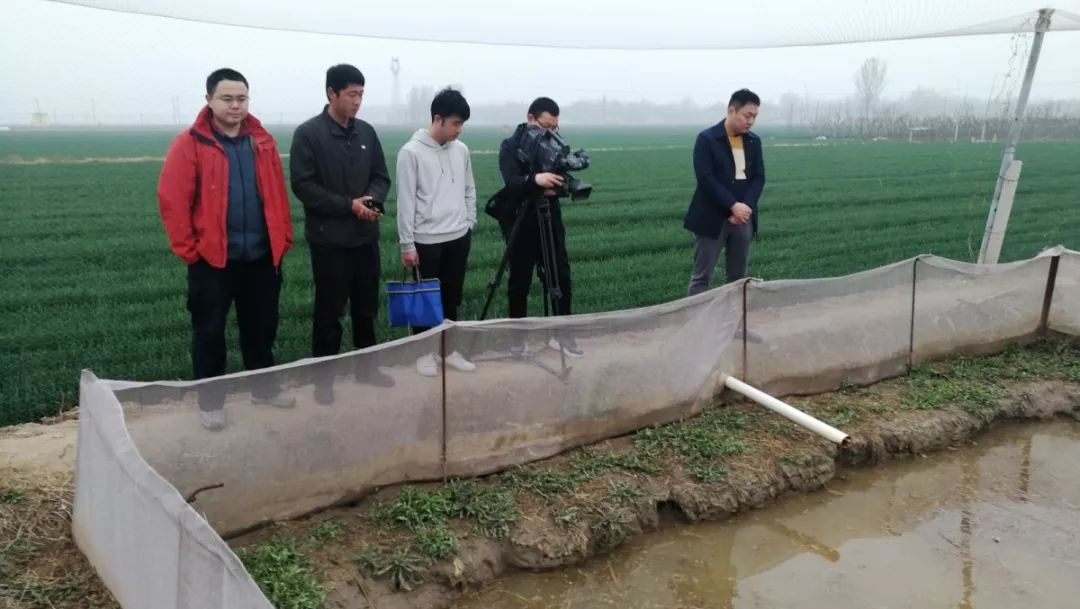 坚守扶贫一线的第一书记,村支书记来到脱贫攻坚第一线