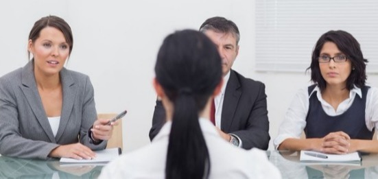 面试车加一笔什么字,面试官逼加一笔是什么字