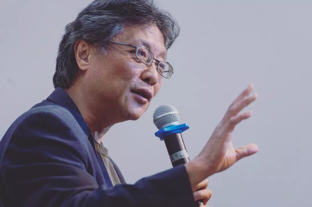 带着你的遗憾活下去,带着你的过去体验新的人生