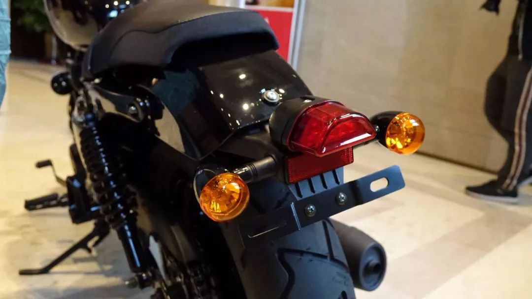 大韩轻骑gv300s经典版评测,高性价比二手巡航车报价