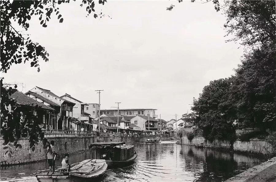 上海虹桥中心有什么美景,上海有个地方叫什么港