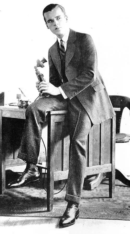 小众切尔西靴英伦风,大黄靴烂大街吗