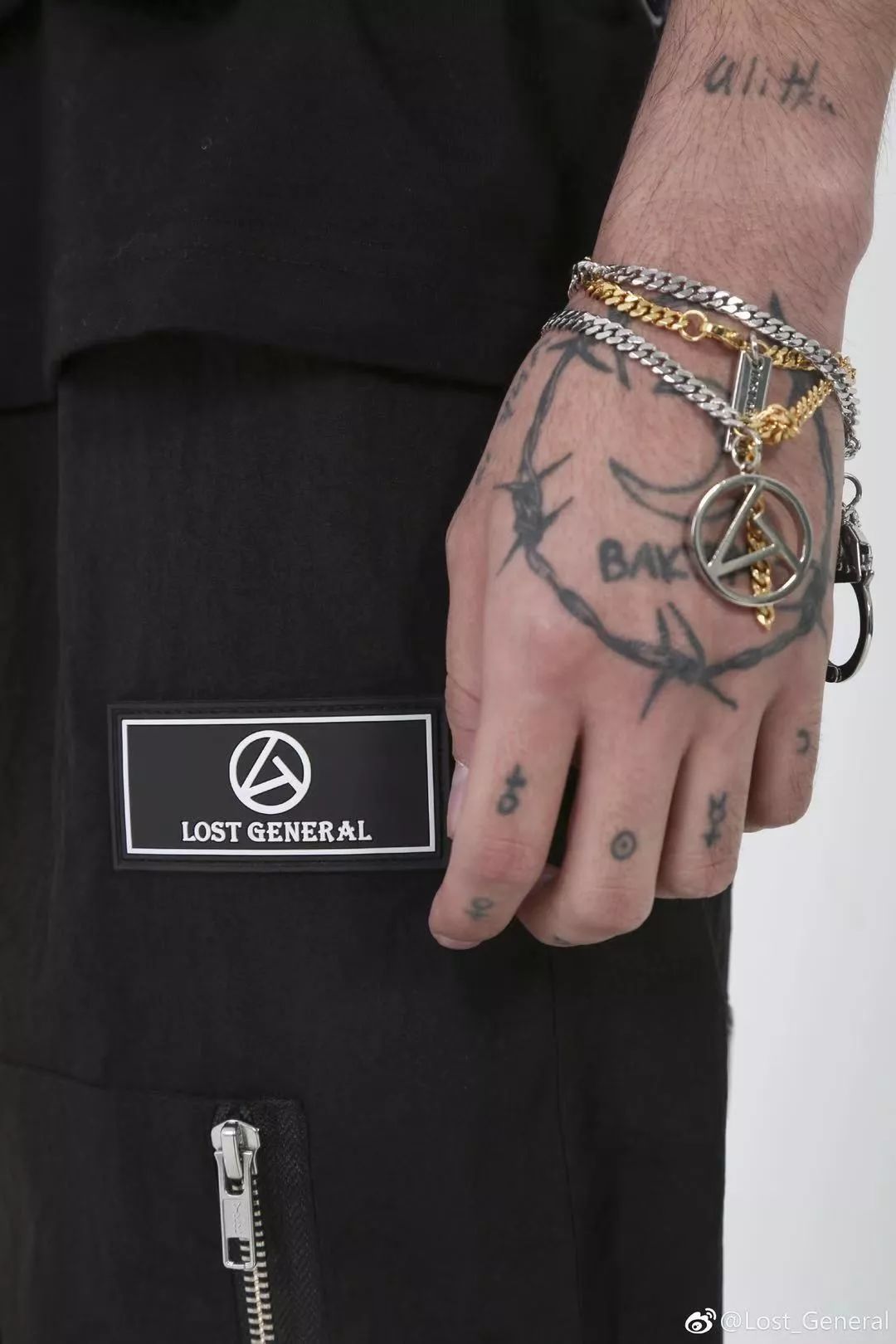 有哪些既不贵又好看的潮牌,好看又平价的韩国潮牌