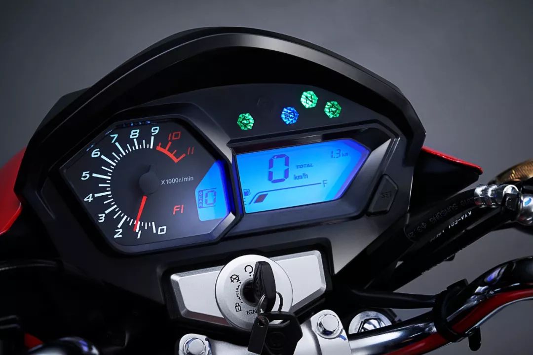 本田帅影150摩托车值得入手吗,五羊本田全新帅影150时尚登场