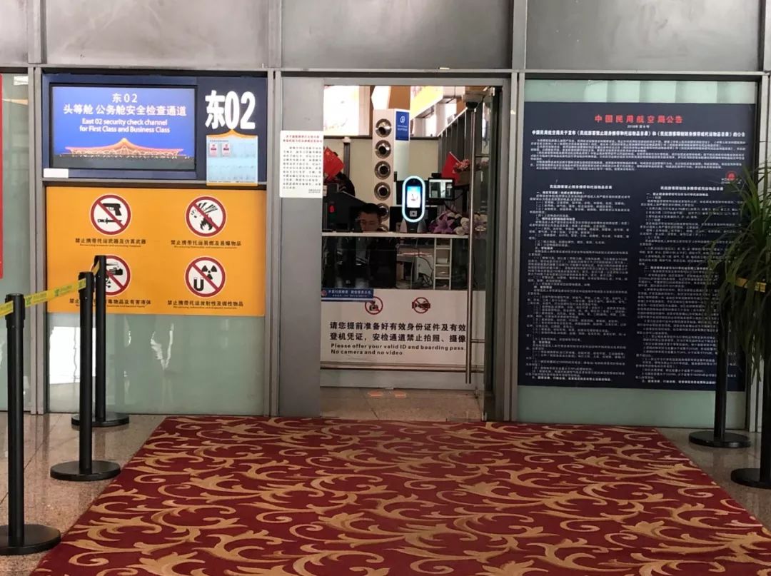 去昆明机场坐飞机最新政策,现在昆明机场乘坐飞机的旅客多吗