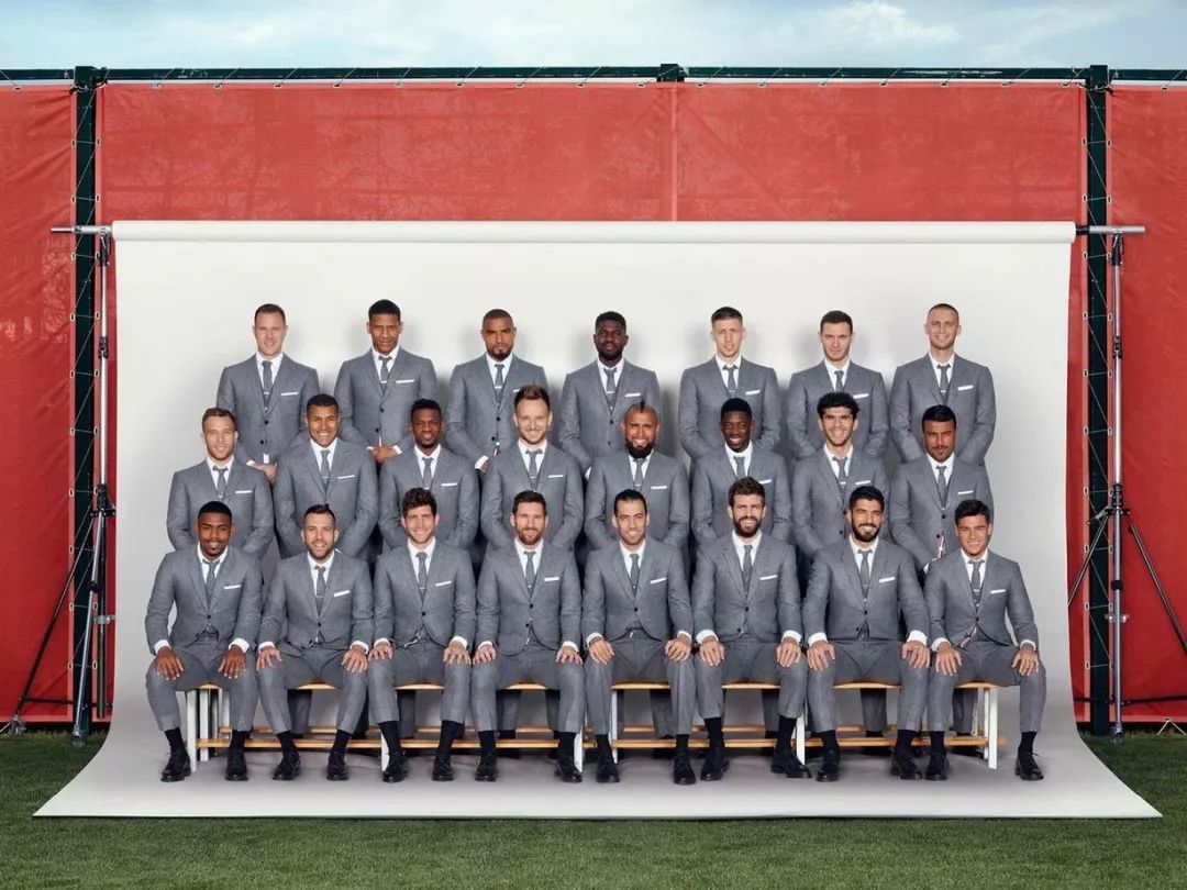 时尚前卫工作服,时尚工作服