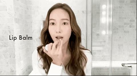 花瓣唇怎么涂唇膏,花瓣唇该如何涂口红