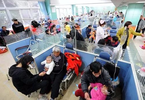 孩子刚输液结束就发烧是怎么回事,小孩输液了以后要注意什么