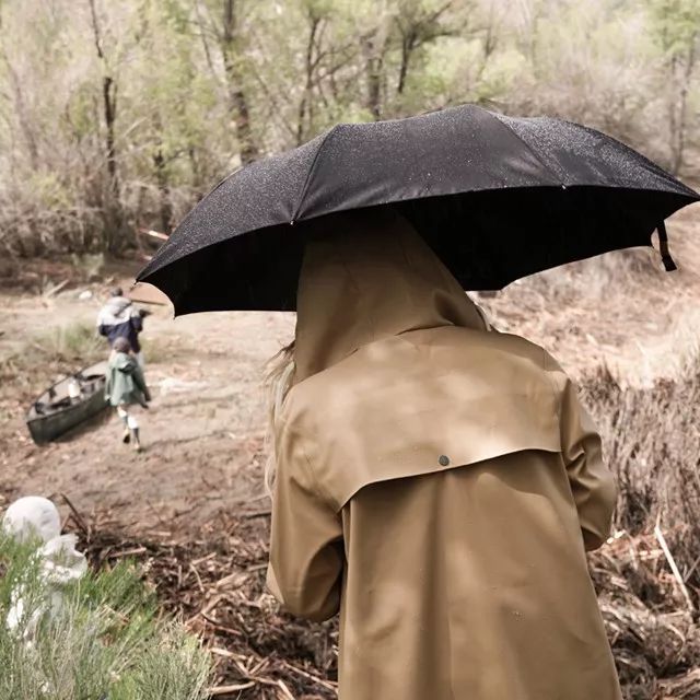 郊游防雨单品推荐,郊游必备防雨单品