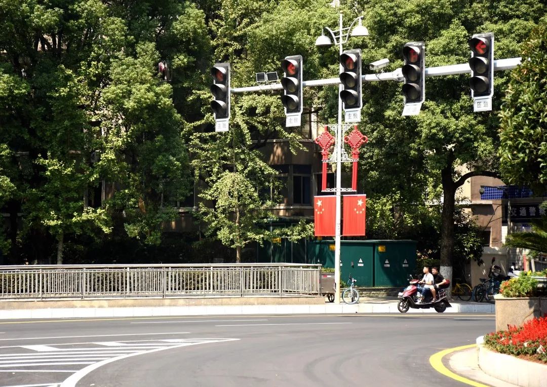 五星红旗你是我的骄傲完整版,五星红旗你是我的骄傲我为你欢呼