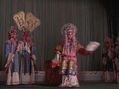 尹正鬓边不是海棠红怎样了,尹正看过鬓边不是海棠红的原著吗