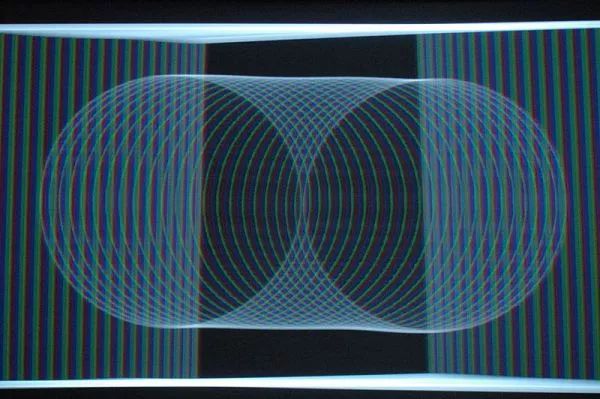 投影仪颜色调节教程及方法,投影仪如何无幕布联动