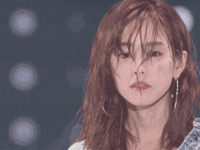 明星们的性感湿发，怎么到我这就成了没洗头？