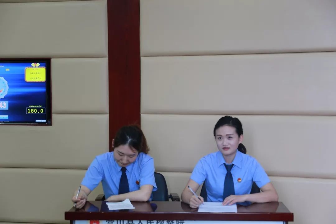 【辩论】舒某帮人代买*品毒**又“退货”,是否构成贩卖*品毒**罪?!