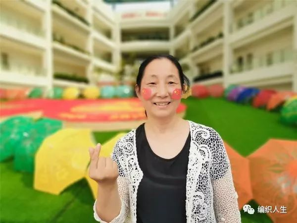 五星红旗手工编织视频,编织五星红旗的视频