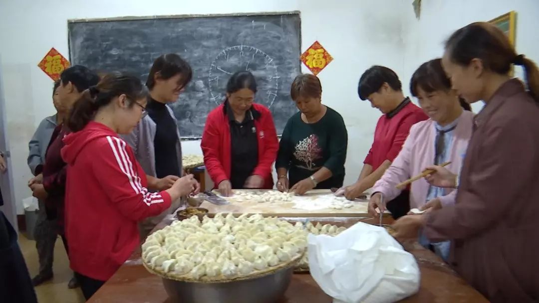 尊老敬贤的思想内涵,尊老敬贤的具体内容