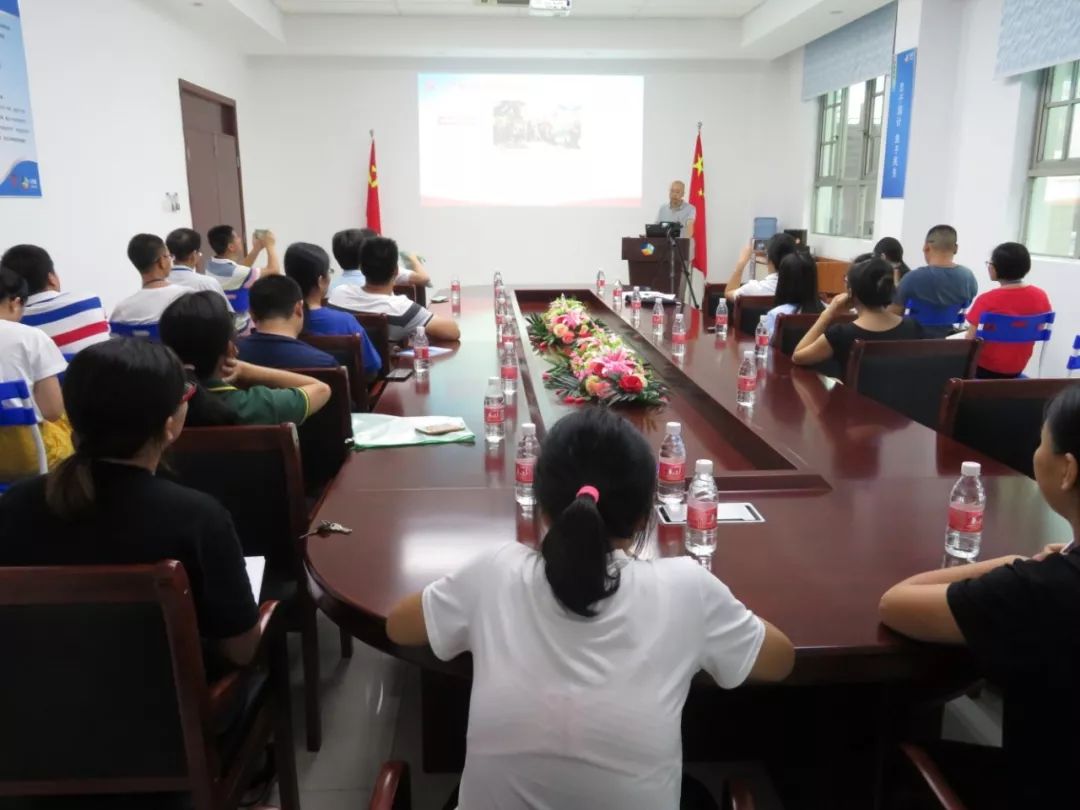 党建引领企业人才队伍建设,党建引领人才强企