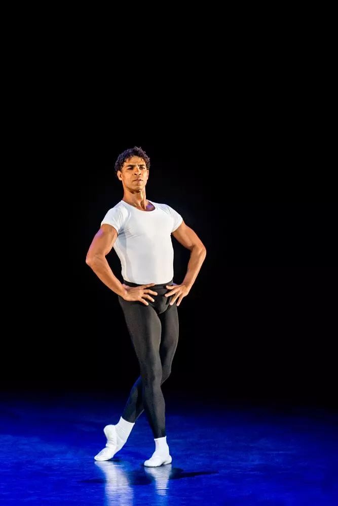 从贫民窟走出时尚女王,从小学芭蕾欧美舞王