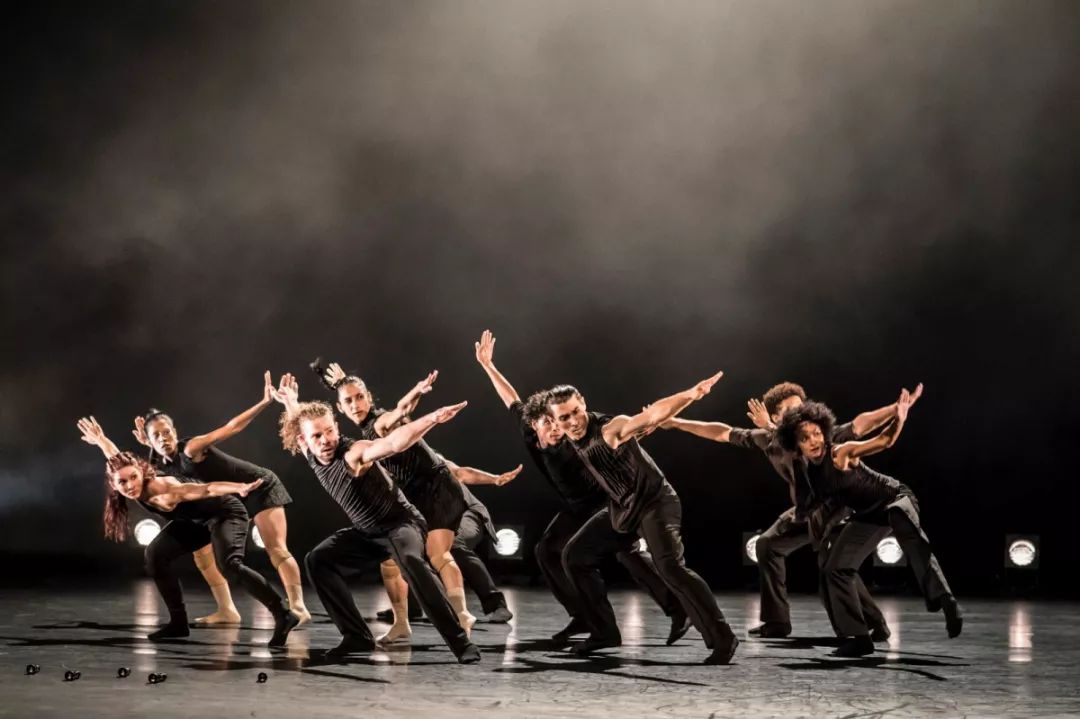 从贫民窟走出时尚女王,从小学芭蕾欧美舞王