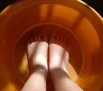 秋风渐凉的注意事项,秋分天凉了这三件事千万不要做