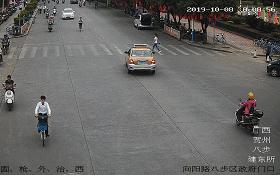 曝光台礼让行人文明行车,凯里市文明礼让曝光台第28期