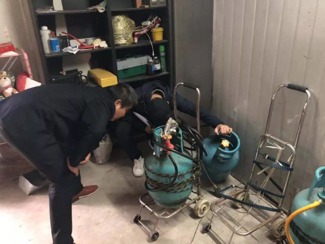 安全安全歌曲完整版,安全安全谁唱的