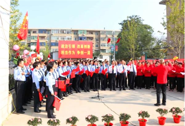 庄里文化艺术节,庄里镇体育场文艺表演