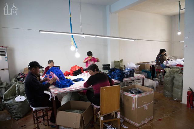 揭秘产品畅销全球的中国“情趣内衣小镇”