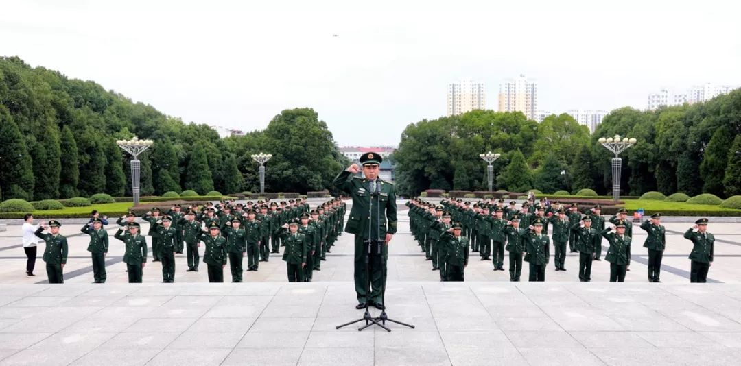 【祖国，我用忠诚祝福您】就像当年的红军——*警武**湖北省总队黄冈支队印象