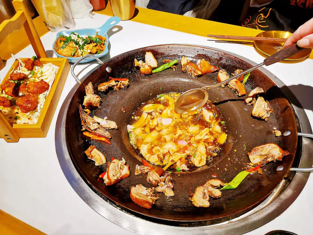 成都美食推荐必吃烤肉,盘盘烤第一成都必吃烤肉