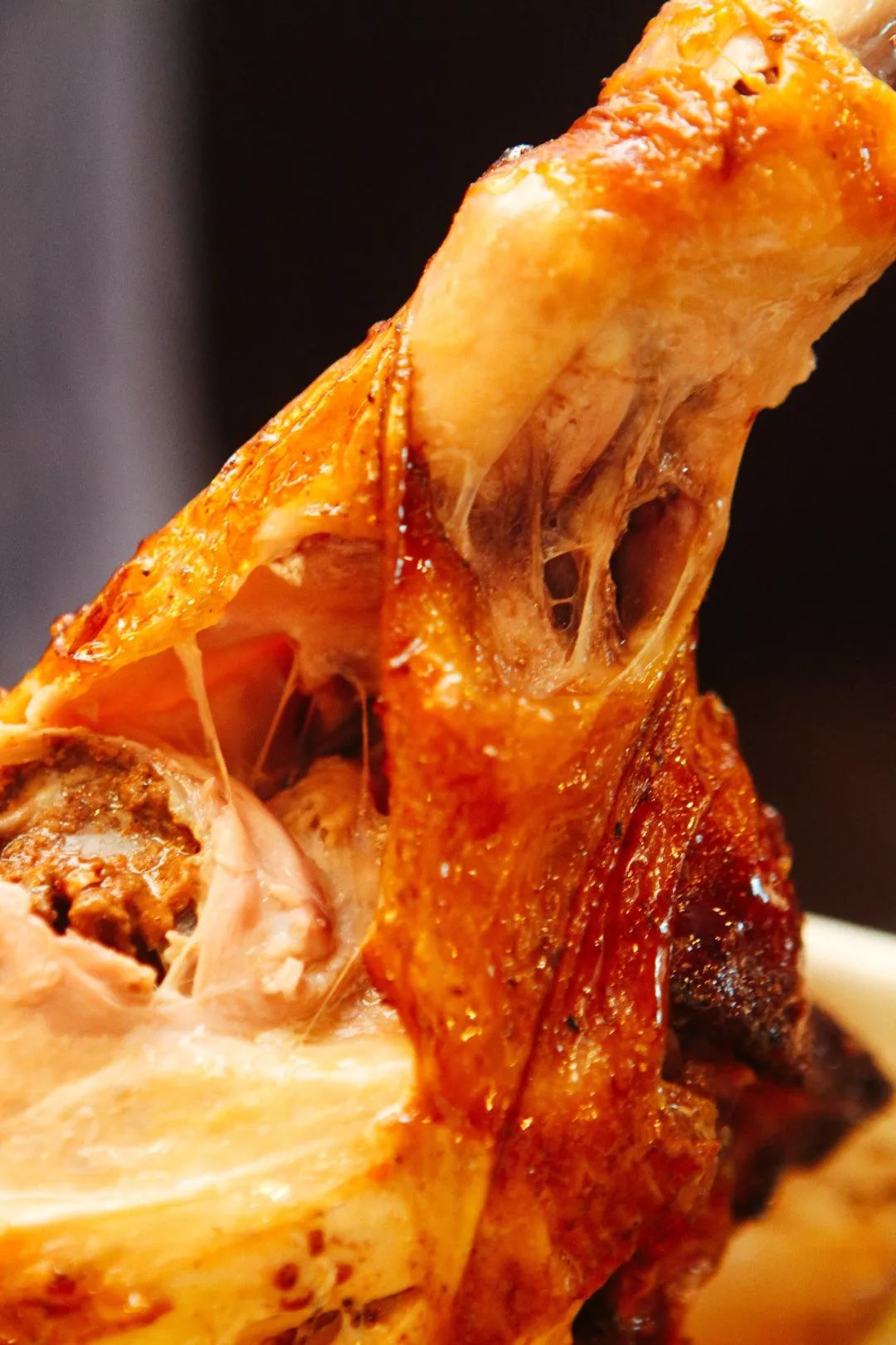 这个温州男孩做的汉堡“叫板”全球数一数二的汉堡品牌!还把店从法国开到了杭州……