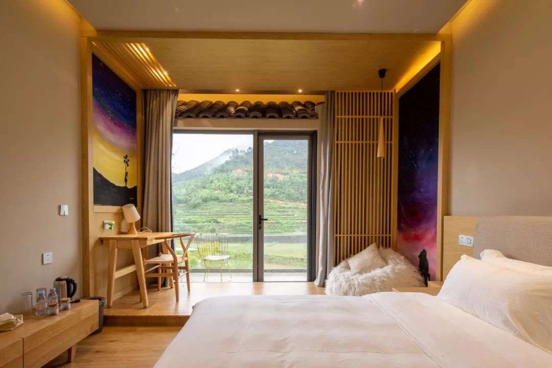 海景绝美民宿一日游,离主城1小时车程的风景民宿推荐