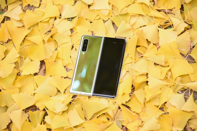 这些天，我与“折叠屏手机”朝夕相处