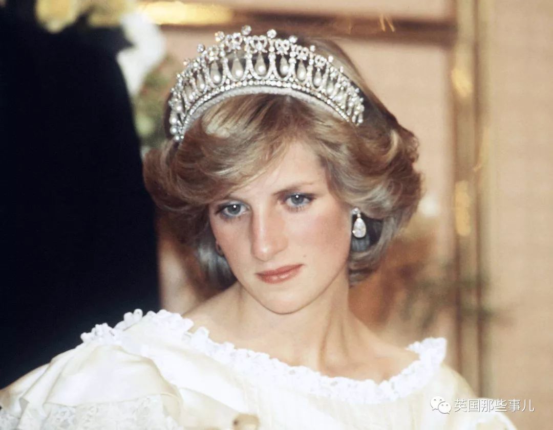戴安娜裙子蓝纱裙多少钱,戴安娜最美礼服