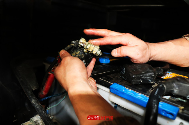 寒潮天气全副武装,强大寒潮来袭他们严阵以待