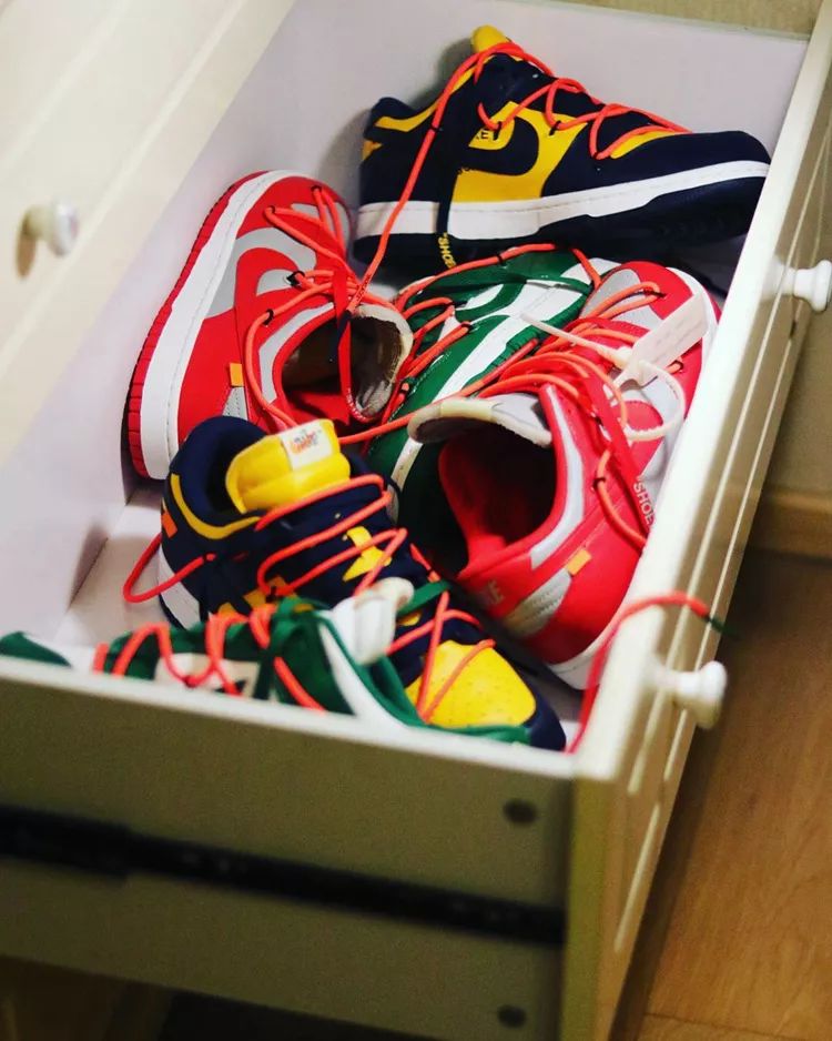 aj11黑红假鞋实战会怎样,aj1白黑2024新款这鞋怎么样