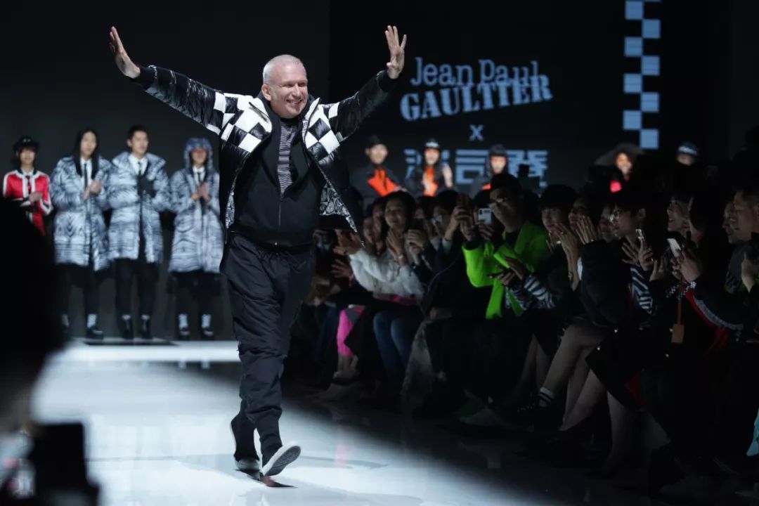 波司登特别的品牌联名款,波司登爱马仕联名款男款