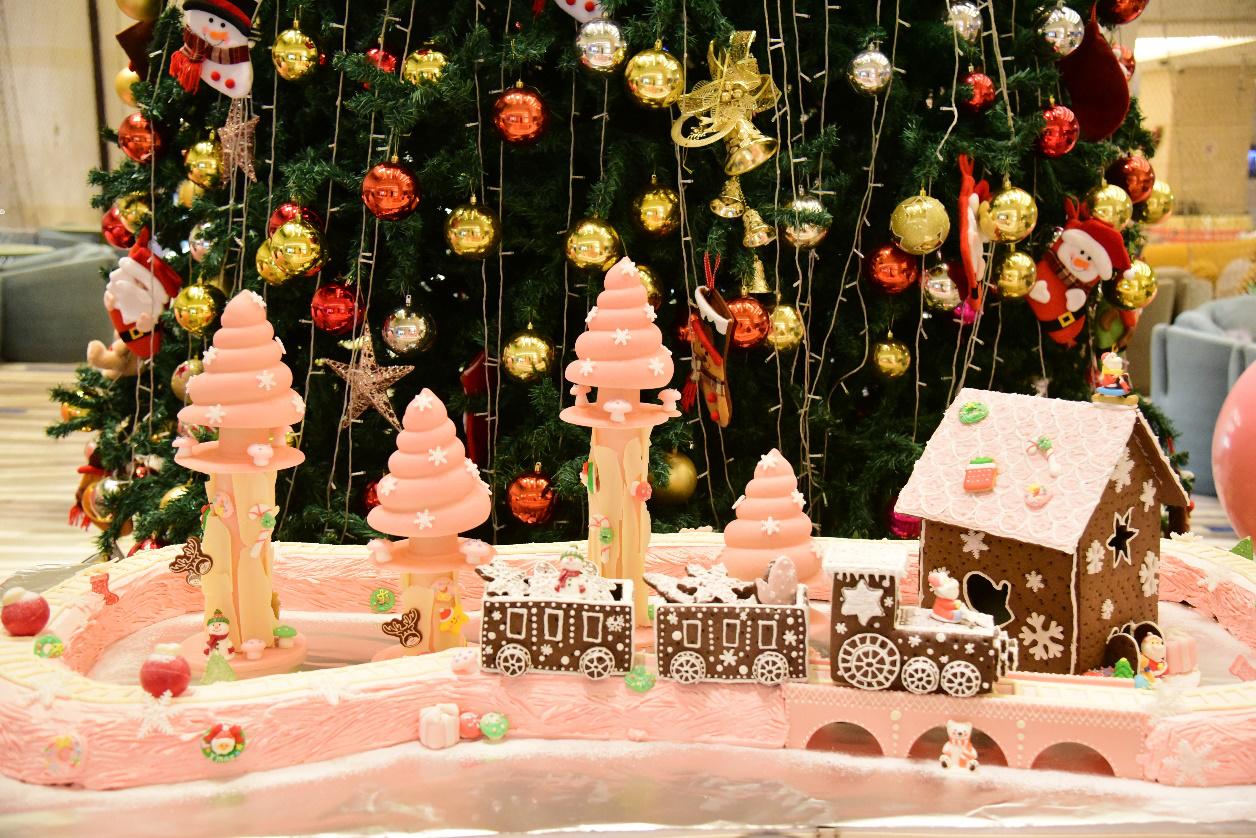 青岛中心假日酒店圣诞自助,圣诞节青岛酒店